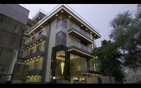 The Grand Oasis Hotel & Resort I Near India Expo Mart